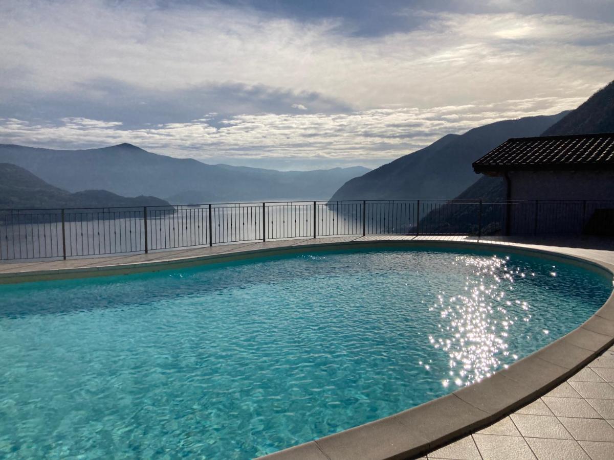 Appartamento Grande Terrazza Vista Lago Parzanica ภายนอก รูปภาพ
