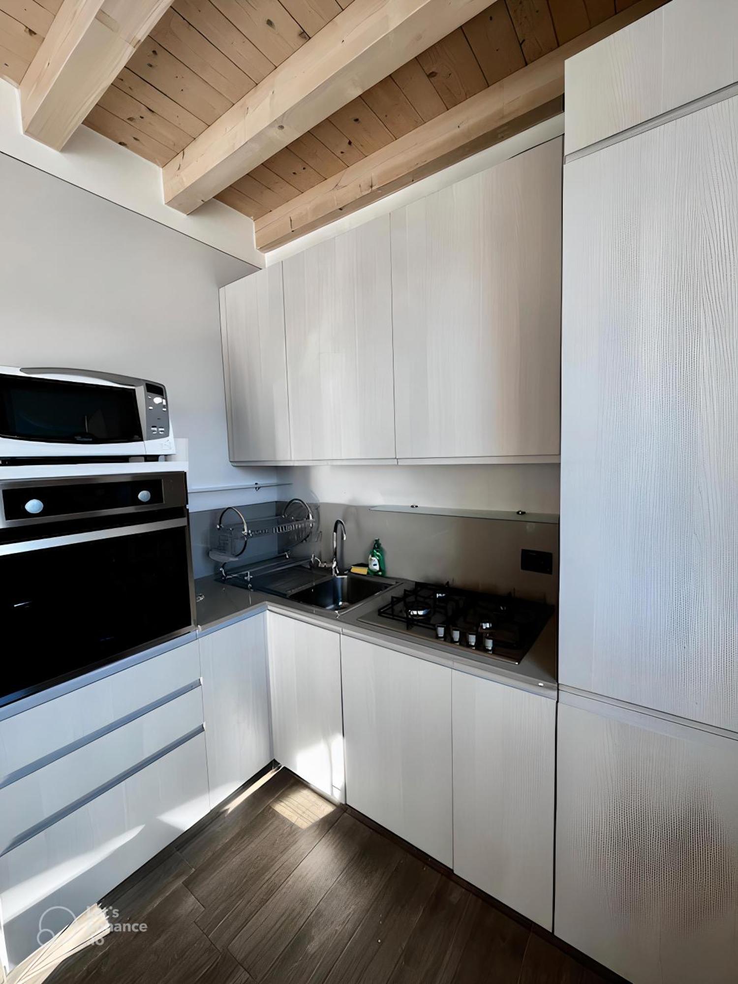 Appartamento Grande Terrazza Vista Lago Parzanica ภายนอก รูปภาพ