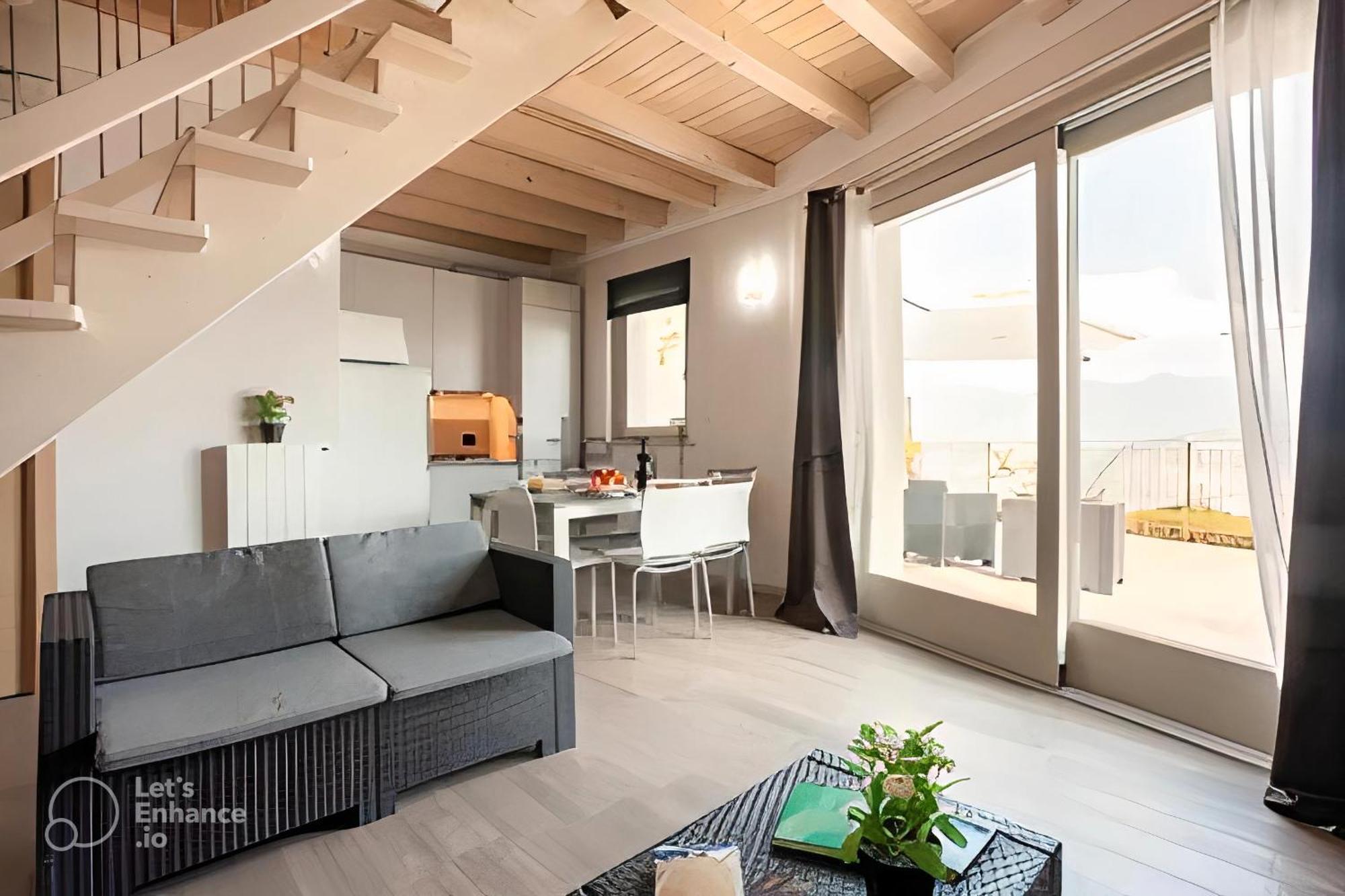 Appartamento Grande Terrazza Vista Lago Parzanica ภายนอก รูปภาพ